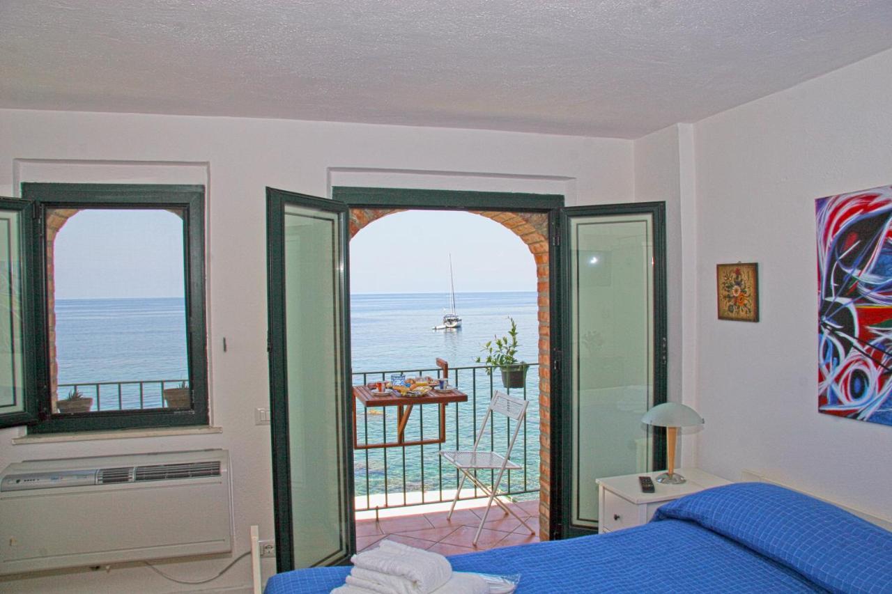 Bb Il Generale Bed & Breakfast Scilla Exterior photo